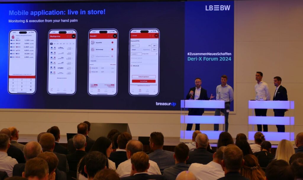 Presentation of the FX trading mobile app launch by LBBW, Sparkasse, and TreasurUp at Deri-X Forum.